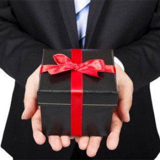 Chi phí quà tặng, doanh nghiệp cần xử lý như thế nào?